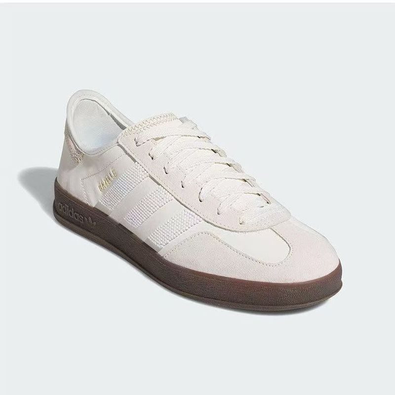 รองเท้าผู้หญิงรุ่นพิเศษจากความ - Adidas Shoes Gazelle บทวิจารณ์และราคา